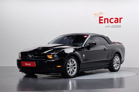 Ford Mustang Convertible — пробег 115 860 км — фото 1 из 5
