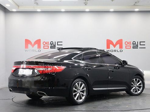 Hyundai Grandeur HG300 Exclusive — пробег 108 000 км — фото 3 из 5