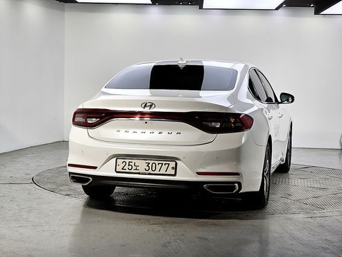 Hyundai Grandeur 3.0 LPi Modern Basic (Rental Car) — пробег 79 189 км — фото 4 из 5