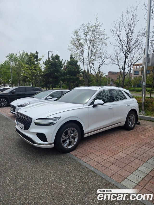 Genesis GV70 2.5T Gasoline 2WD — пробег 60 000 км — фото 3 из 5