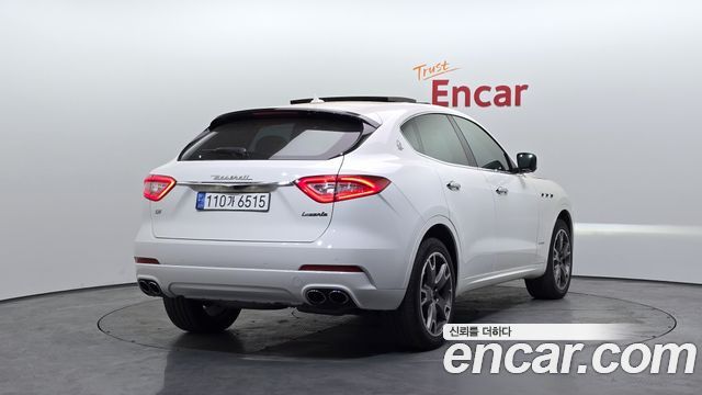 Maserati Levante 3.0 Diesel AWD Premium — пробег 111 981 км — фото 2 из 5