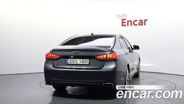 Hyundai Genesis из Кореи Encar