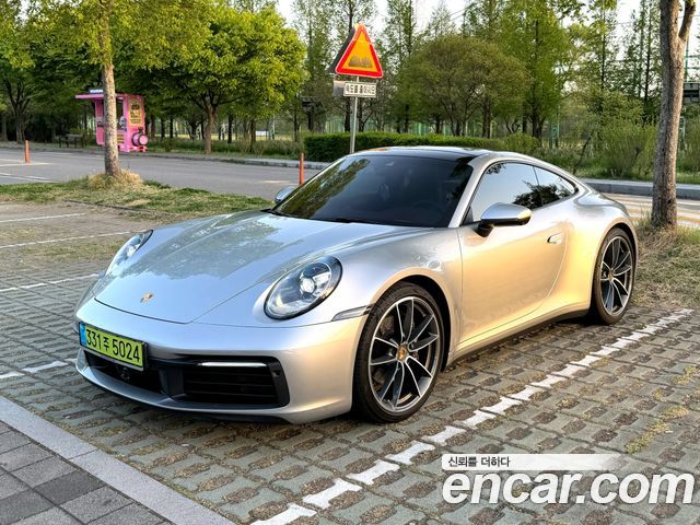 Porsche 911 Carrera 4 — пробег 19 000 км — фото 1 из 5