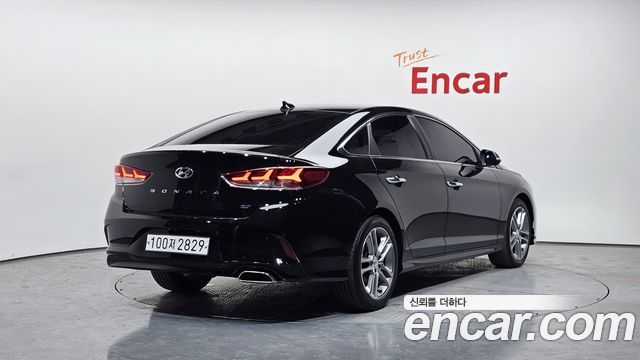 Hyundai Sonata 2.0 Premium Special — пробег 179 464 км — фото 2 из 5