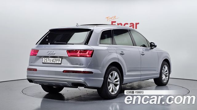 Audi Q7 45 TFSI Quattro — пробег 135 376 км — фото 2 из 5