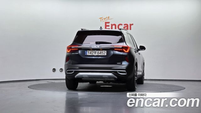 Kia Seltos из Кореи Encar