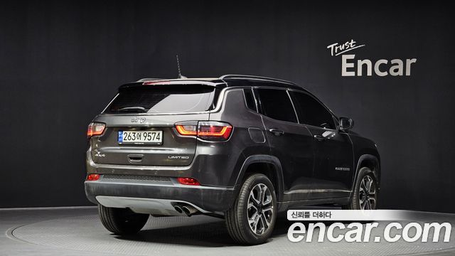 Jeep Compass 2.4 Limitied AWD — пробег 33 547 км — фото 2 из 5