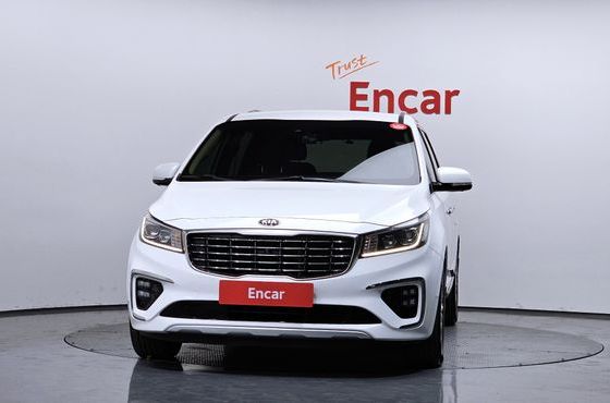 Kia Carnival 7-Seater Limousine President — пробег 156 024 км — фото 3 из 5