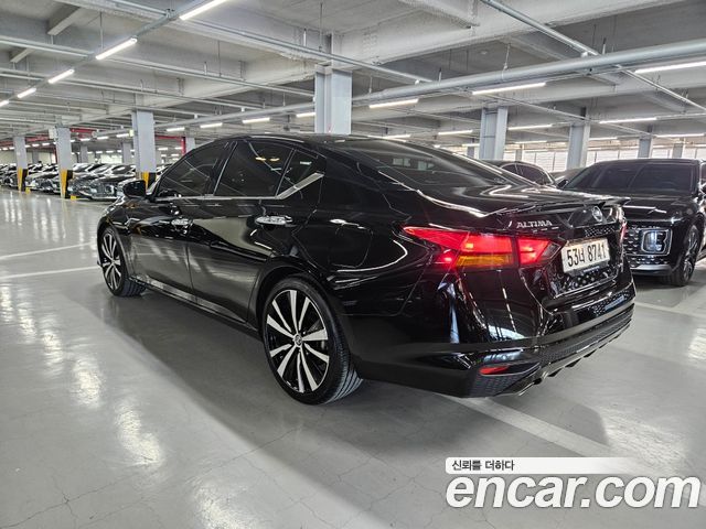 Nissan Altima из Кореи Encar