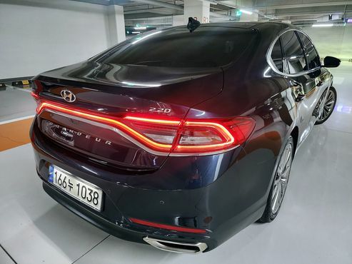 Hyundai Grandeur 2.2 Diesel Premium Special — пробег 127 152 км — фото 5 из 5