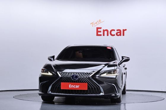 Lexus ES Luxury Plus — пробег 110 764 км — фото 3 из 5