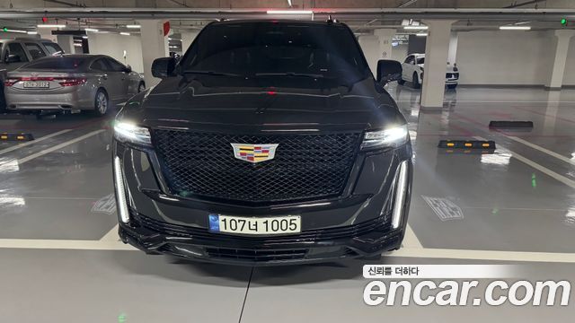 Cadillac Escalade 6.2 ESV ESV Sports Platinum — пробег 23 500 км — фото 1 из 5