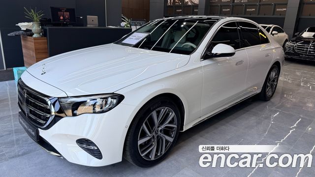 Mercedes-Benz E-Class E220d 4MATIC Exclusive — пробег 18 100 км — фото 1 из 5