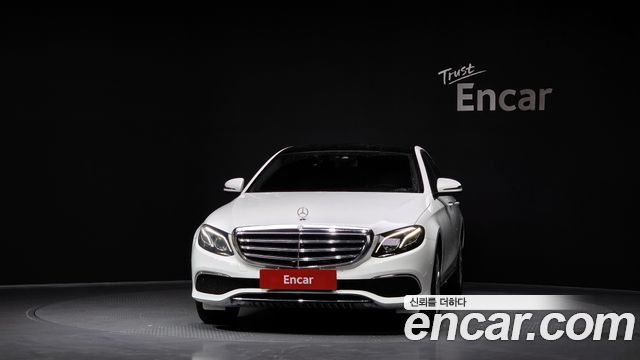 Mercedes-Benz E-Class из Кореи Encar