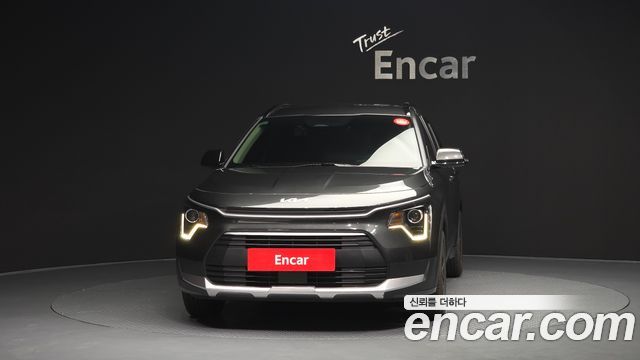 Kia Niro Trendy — пробег 22 105 км — фото 3 из 5