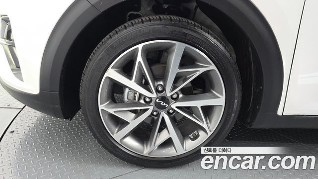 Kia Niro 1.6 HEV Signature — пробег 25 649 км — фото 5 из 5