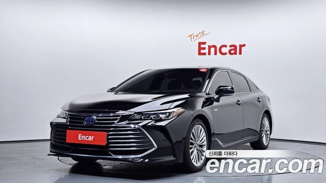 Toyota Avalon 2.5 Hybrid — пробег 110 427 км — фото 1 из 5