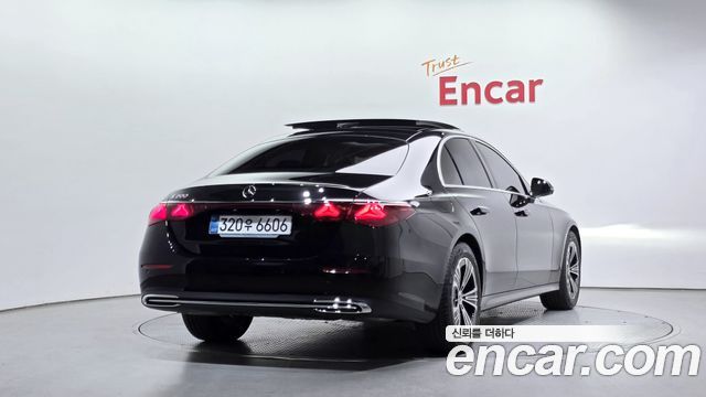 Mercedes-Benz E-Class из Кореи Encar