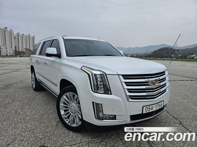 Cadillac Escalade 6.2 ESV 4th — пробег 72 000 км — фото 1 из 5