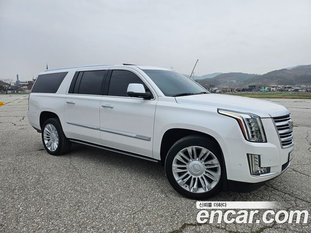 Cadillac Escalade 6.2 ESV 4th — пробег 72 000 км — фото 2 из 5