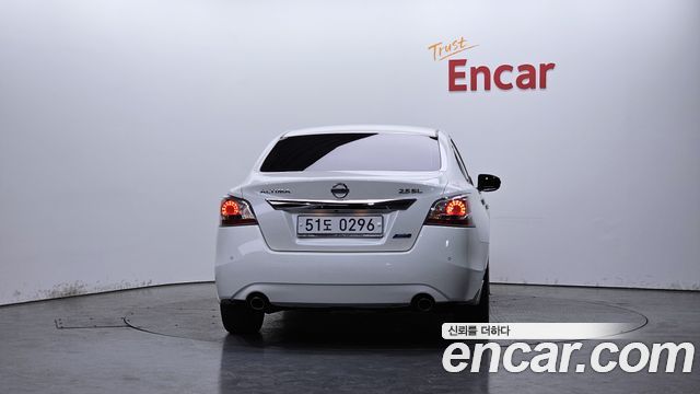 Nissan Altima 2.5 Tech L33 — пробег 82 698 км — фото 4 из 5
