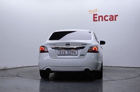 Nissan Altima 2.5 Tech L33 — пробег 82 698 км — фото 4 из 5
