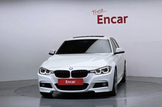 BMW 3-Series 320i M Sport — пробег 75 086 км — фото 3 из 5