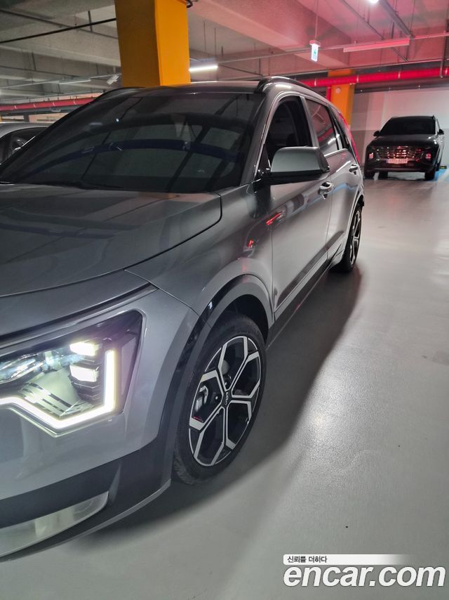 Kia Niro Trendy — пробег 2 500 км — фото 2 из 5