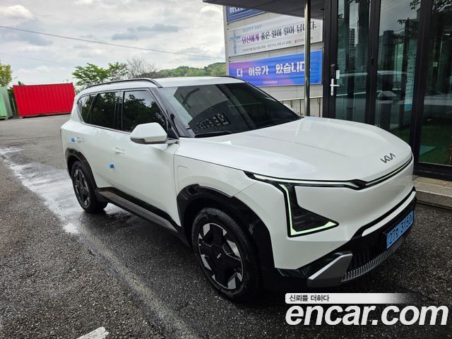 Kia EV5 Long Range 2WD Earth — пробег 1 200 км — фото 1 из 5