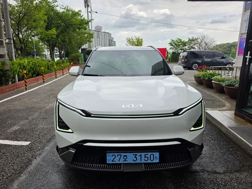Kia EV5 Long Range 2WD Earth — пробег 1 200 км — фото 3 из 5