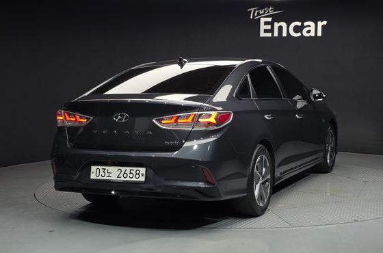Hyundai Sonata Premium — пробег 110 903 км — фото 2 из 5