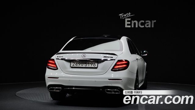 Mercedes-Benz E-Class из Кореи Encar