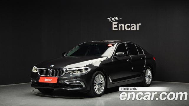 BMW 5-Series 520d xDrive Luxury Plus — пробег 75 172 км — фото 1 из 5