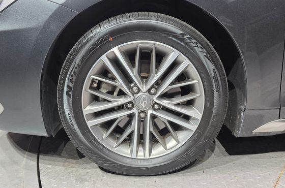 Hyundai Grandeur 2.4 Premium — пробег 35 706 км — фото 5 из 5