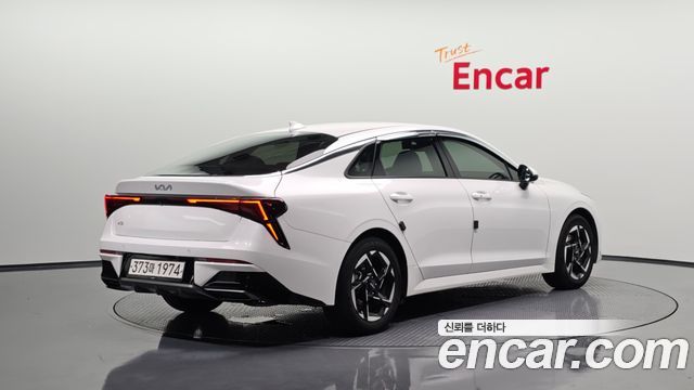 Kia K5 из Кореи Encar