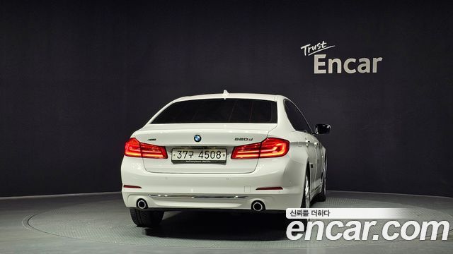 BMW 5-Series 520d xDrive Luxury Plus — пробег 103 735 км — фото 4 из 5