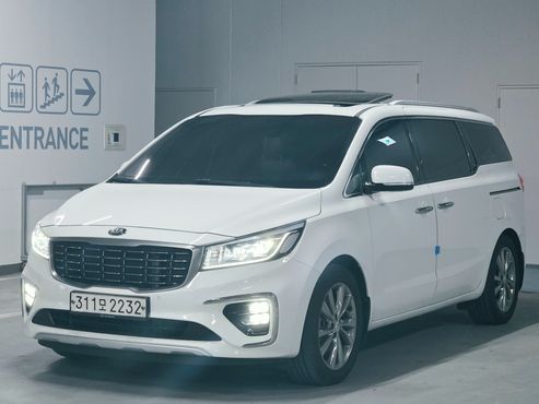 Kia Carnival 9-Seater Prstige — пробег 100 893 км — фото 1 из 5