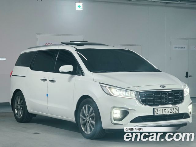 Kia Carnival из Кореи Encar