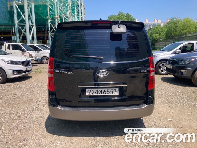 Hyundai Starex 12-Seater Wagon Modern Special — пробег 129 200 км — фото 4 из 5