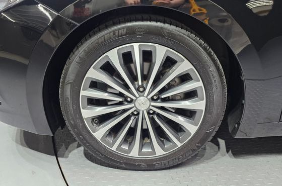 Hyundai Grandeur HG300 Exclusive — пробег 121 881 км — фото 5 из 5
