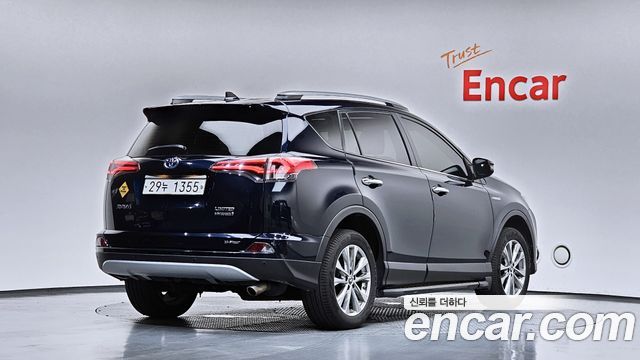 Toyota RAV4 2.5 4WD Hybrid 4th — пробег 70 839 км — фото 2 из 5
