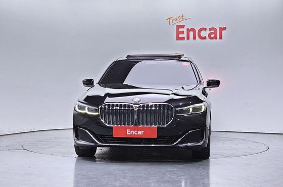 BMW 7-Series 740Li xDrive Design Pure Excellence — пробег 120 769 км — фото 3 из 5