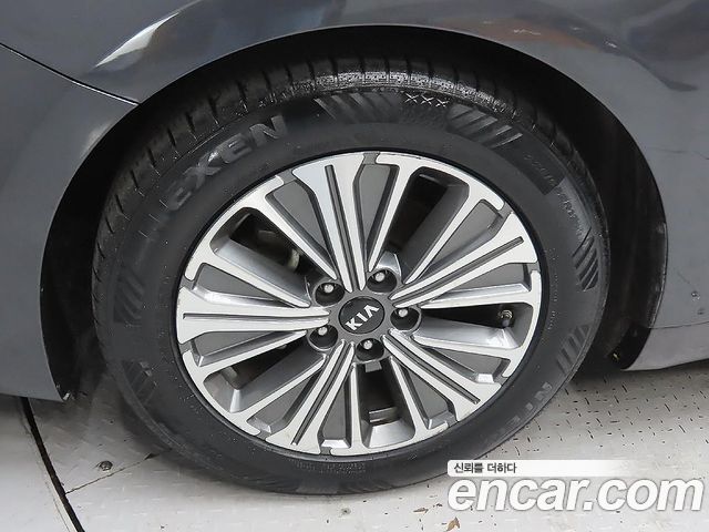 Kia K7 из Кореи Encar