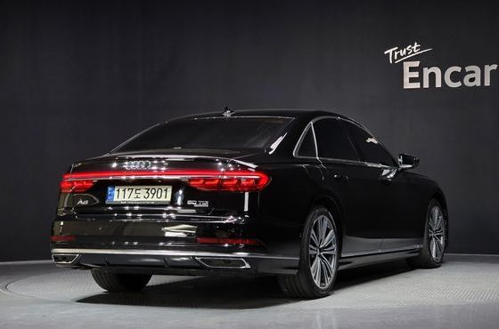 Audi A8 50 TDI Quattro — пробег 79 203 км — фото 2 из 5