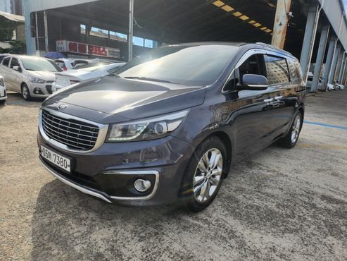 Kia Carnival 9-seater Prestige — пробег 313 455 км — фото 3 из 5