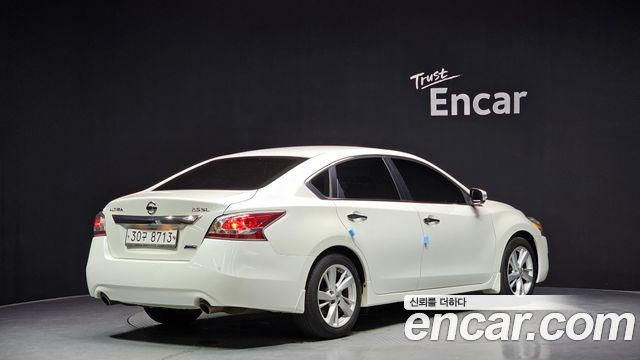 Nissan Altima 2.5 L33 — пробег 246 009 км — фото 2 из 5