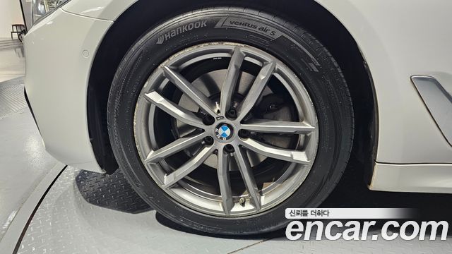 BMW 5-Series из Кореи Encar