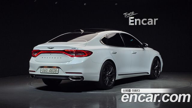 Hyundai Grandeur из Кореи Encar