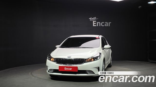 Kia K3 из Кореи Encar