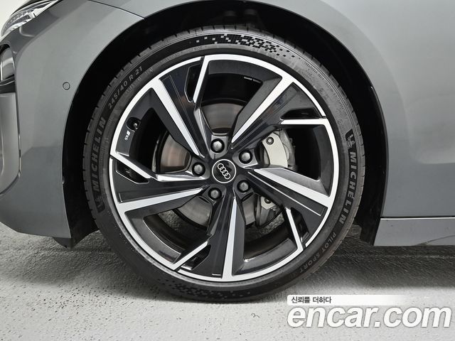 Audi A6 e-Tron из Кореи Encar